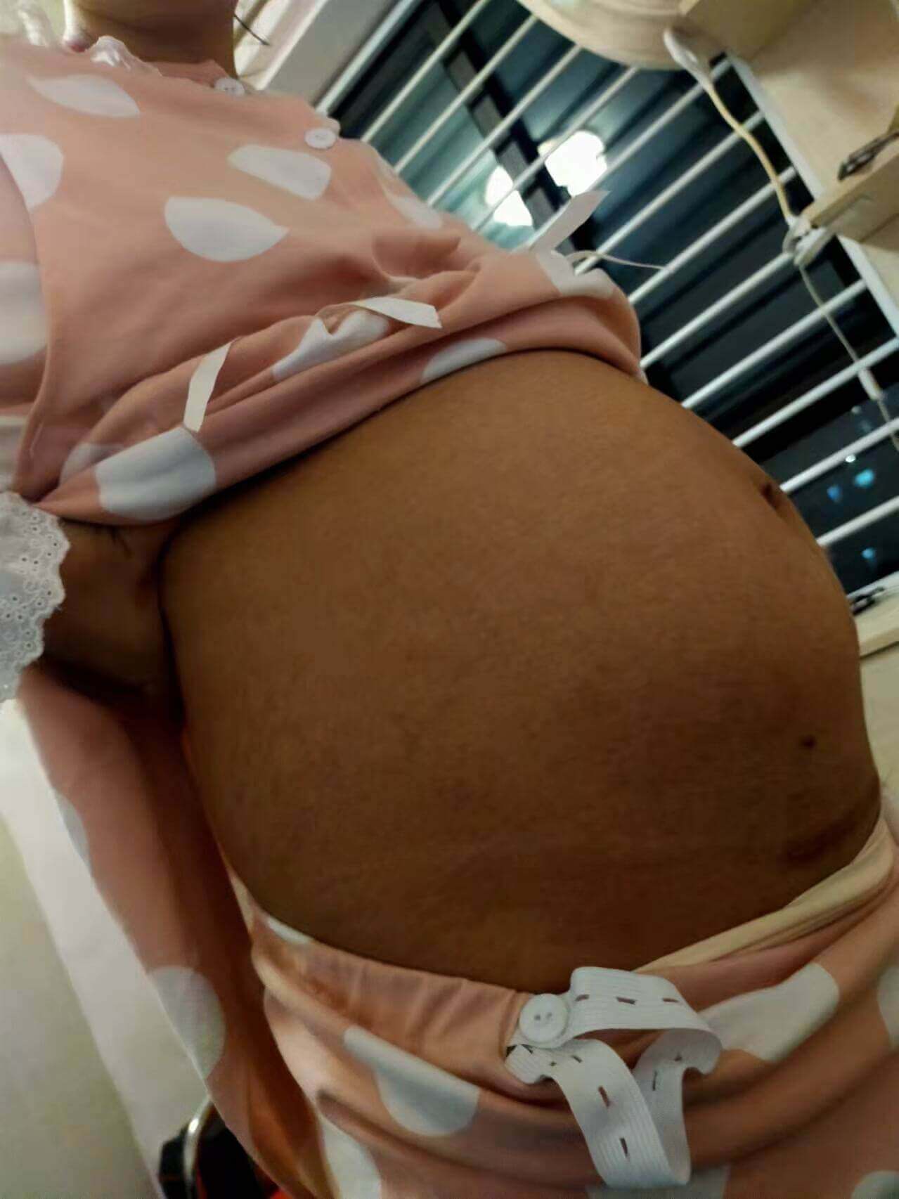 好孕連連青島客戶(hù)楊女士喜得兩位小王子